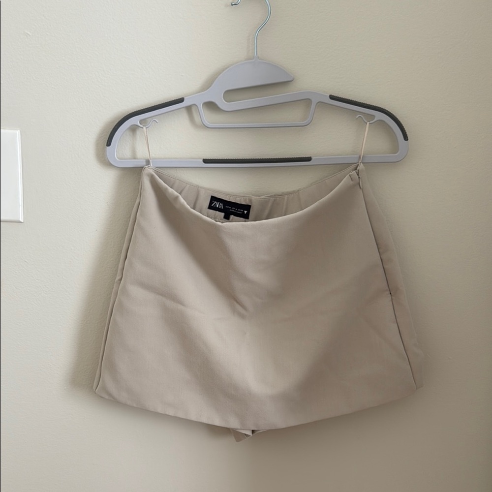 Zara Cream Mini Skort